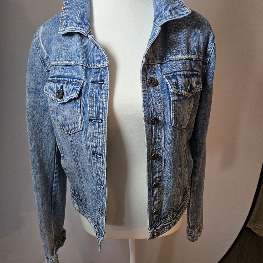 Tinseltown Light Blue Denim Jacket NWOT